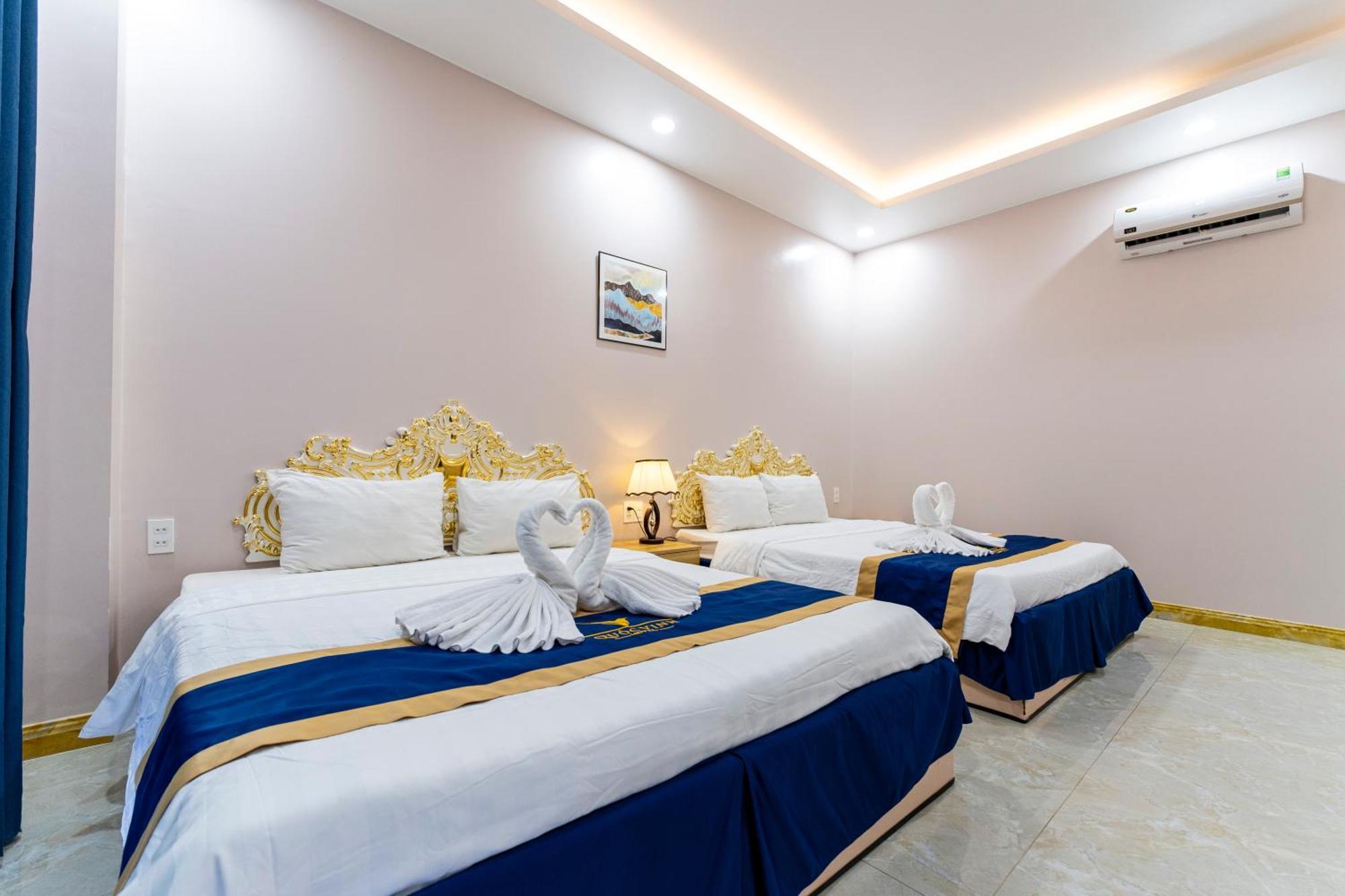 Quoc Vinh Hotel Rach Gia Esterno foto