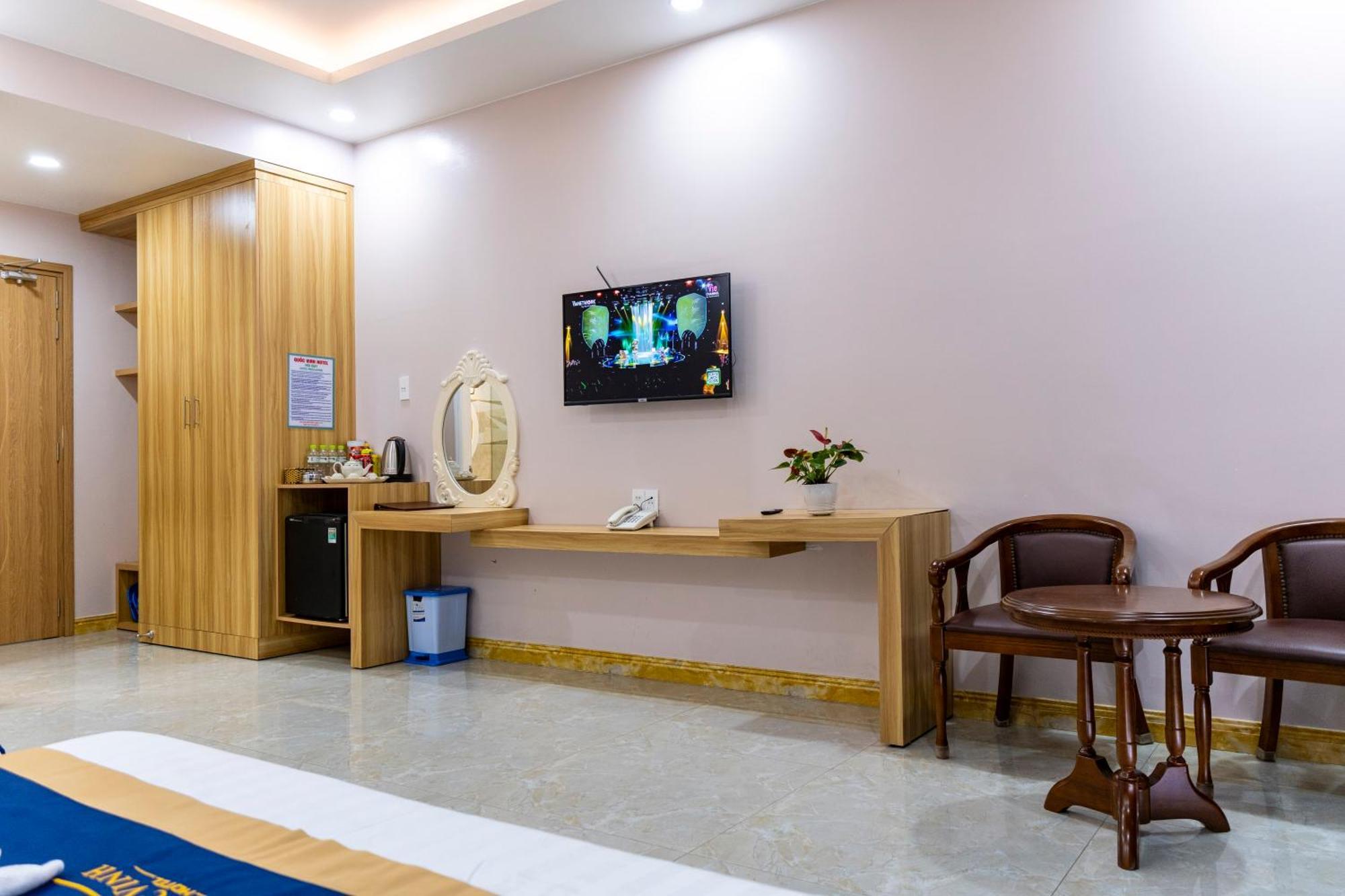 Quoc Vinh Hotel Rach Gia Esterno foto