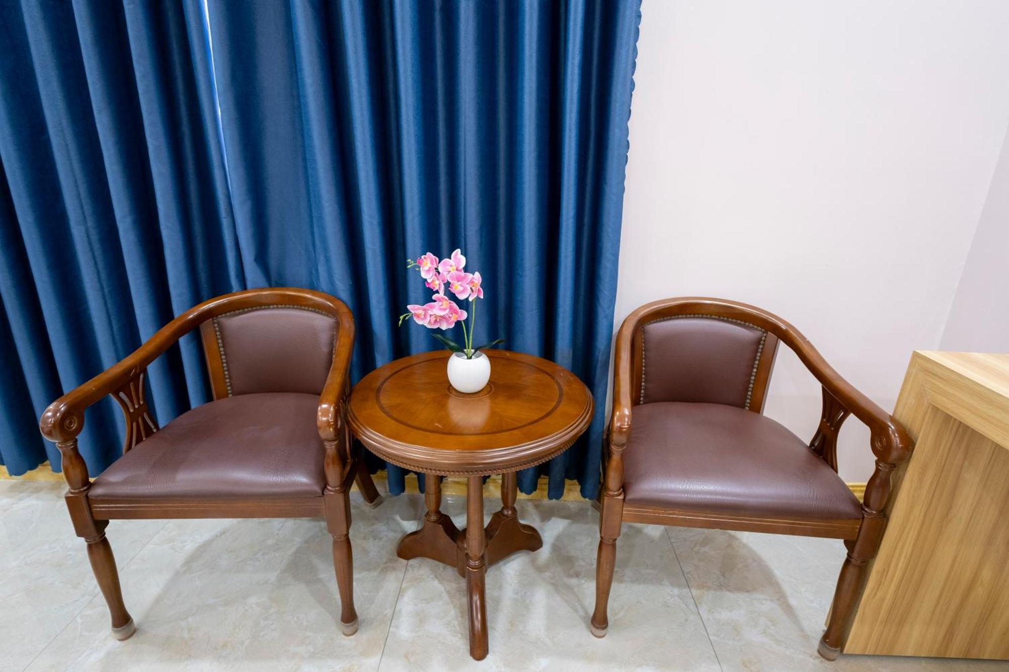 Quoc Vinh Hotel Rach Gia Esterno foto